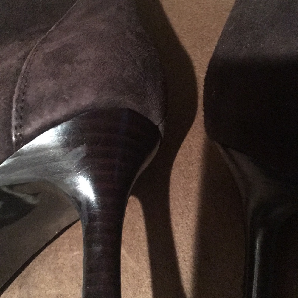 Boots. - Picture 2 of 2